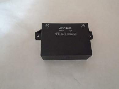 kondenzator AEV 0403