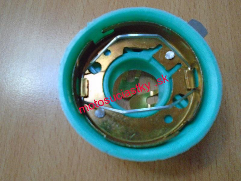 objímka prednej žárovky - plastová, symetrická / Panelka / CZK